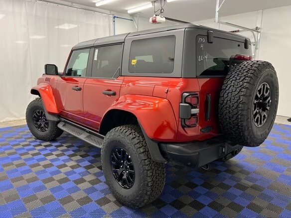 2024 Ford Bronco Raptor VI, оранжевый, 15165172 рублей - вид 3