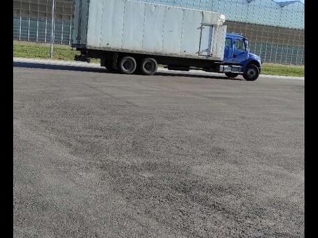 2006 Freightliner Business Class (M2), синий, 2999999 рублей, вид 2