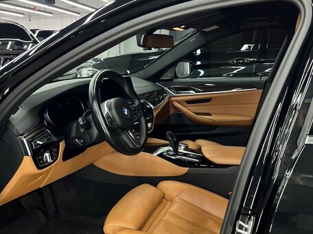 2017 BMW 5 серии 530d xDrive VII (G30/G31/G38), чёрный, 3500000 рублей, вид 4