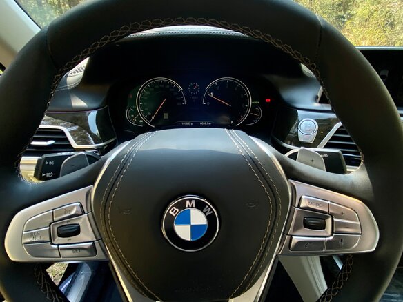 2017 BMW 7 серии Long 740Li VI (G11/G12), чёрный, 4400000 рублей - вид 5