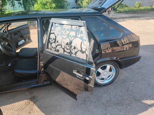 2004 Lada (ВАЗ) 21093i, чёрный, 390000 рублей - вид 15