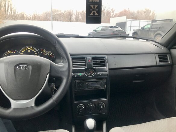 2010 Lada (ВАЗ) Priora I, белый, 380000 рублей - вид 6