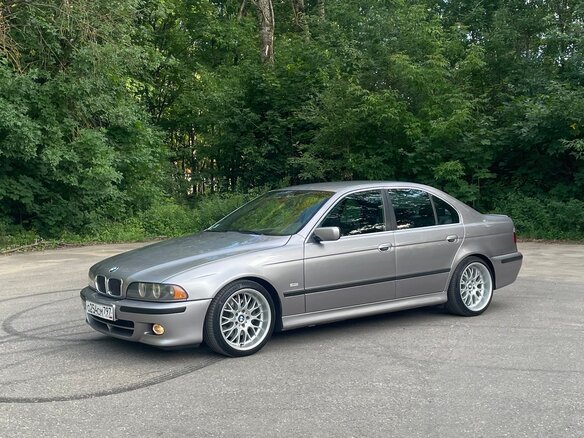 2000 BMW 5 серии 525i IV (E39) Рестайлинг, серебристый