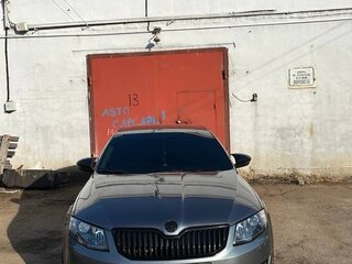 2016 Skoda Octavia III (A7), серый, 1700000 рублей, вид 2