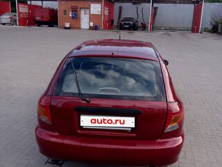 2002 Kia Rio I, красный, 220000 рублей, вид 4