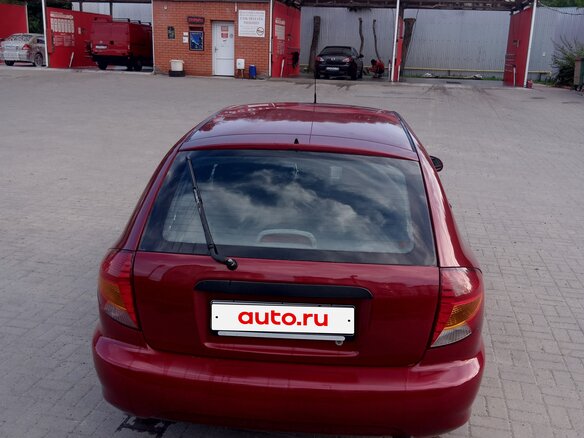 2002 Kia Rio I, красный, 200000 рублей - вид 3