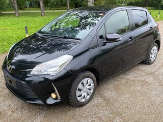 2018 Toyota Vitz III (XP130) Рестайлинг, чёрный, 1130000 рублей, вид 3