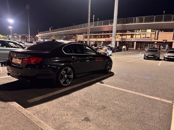 2012 BMW 5 серии 520i VI (F10/F11/F07), чёрный, 1700000 рублей - вид 6