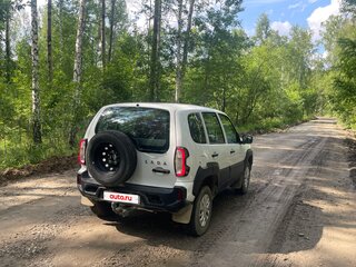 2024 Lada (ВАЗ) Niva Travel I, белый, 1150000 рублей, вид 4