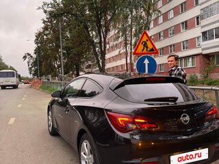 2011 Opel Astra GTC J Рестайлинг, чёрный, 730000 рублей, вид 2