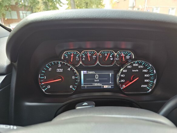 2016 Chevrolet Tahoe IV, красный, 3500000 рублей - вид 11