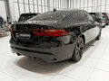 2023 Jaguar XF II Рестайлинг, чёрный, 4680000 рублей - вид 4