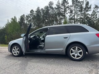 2011 Audi A6 III (C6) Рестайлинг, серебристый, 870000 рублей, вид 4