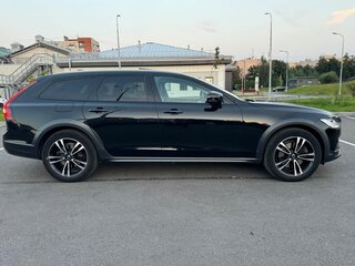 2021 Volvo V90 Cross Country I Рестайлинг, чёрный, 4990000 рублей, вид 5