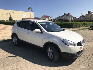 2013 Nissan Qashqai I Рестайлинг, белый, 1280000 рублей, вид 3
