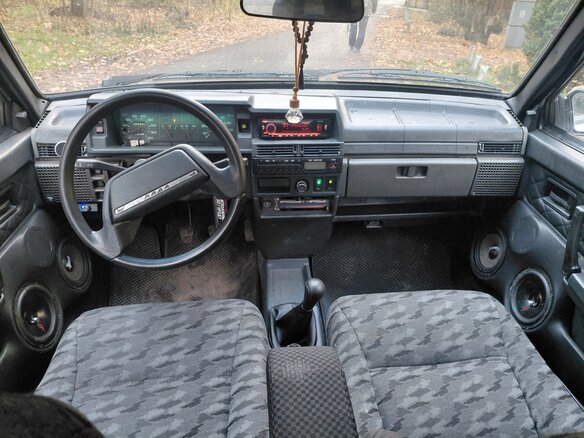 2002 Lada (ВАЗ) 21093i, серебристый, 180000 рублей - вид 11