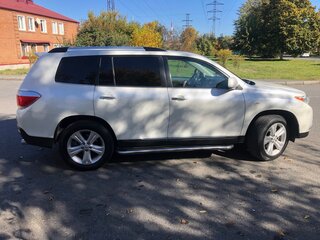 2011 Toyota Highlander II (XU40) Рестайлинг, белый, 1999000 рублей, вид 3