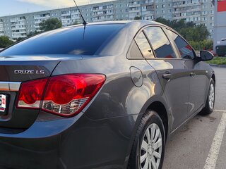 2011 Chevrolet Cruze I, серый, 910000 рублей, вид 3
