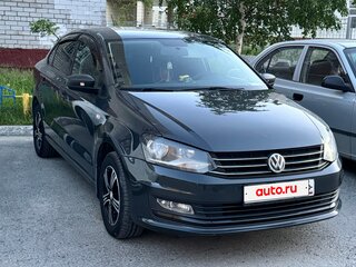2015 Volkswagen Polo V Рестайлинг, серый, 570000 рублей, вид 3