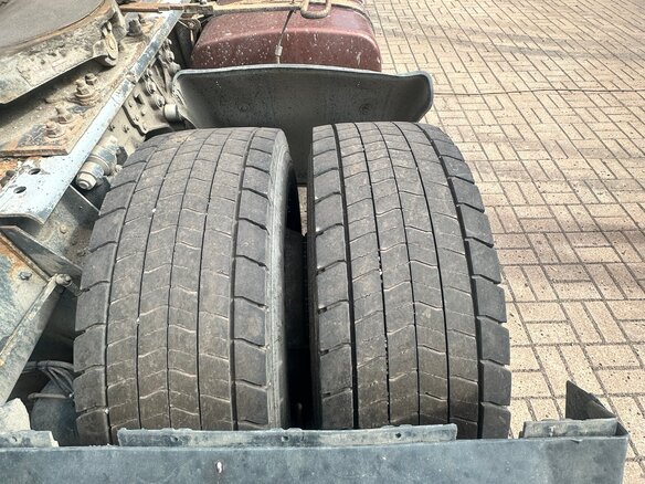 2006 DAF XF 105, золотистый, 1600000 рублей - вид 6