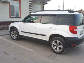 2014 Skoda Yeti I, белый, 630000 рублей, вид 3