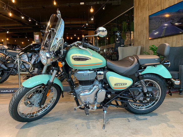 2025 Royal Enfield Meteor, зелёный, 519000 рублей - вид 6