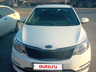 2016 Kia Rio III Рестайлинг, белый, 950000 рублей, вид 2