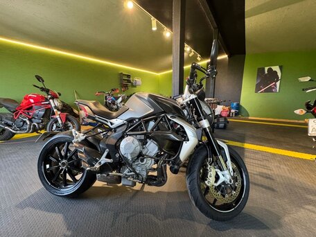 2014 MV Agusta Brutale 800, серый, 800000 рублей, вид 4