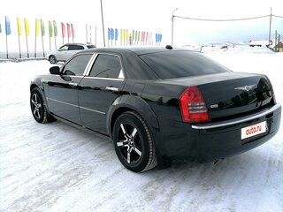 2005 Chrysler 300C I, чёрный, 2500000 рублей, вид 5