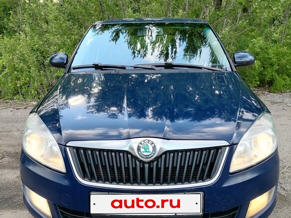 2012 Skoda Fabia II Рестайлинг, синий, 495000 рублей - вид 2