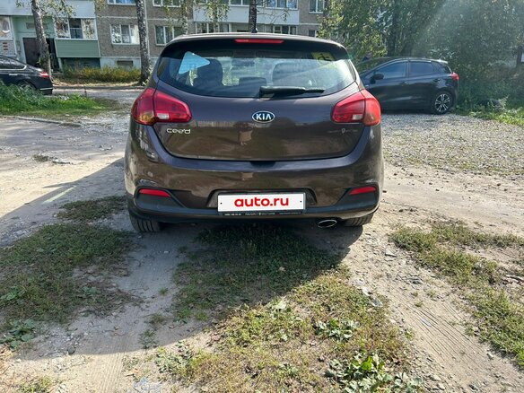 2014 Kia Ceed II, коричневый, 1100000 рублей - вид 9