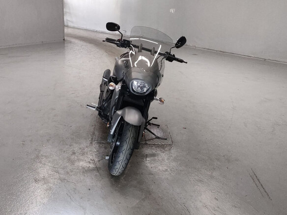 2019 Suzuki Boulevard M109R, серебристый, 1500000 рублей - вид 2