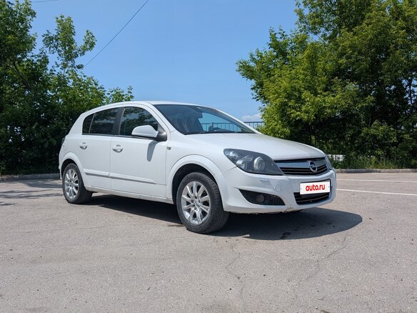 2012 Opel Astra H Рестайлинг, белый, 510000 рублей - вид 2