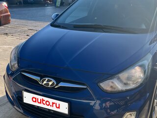2013 Hyundai Solaris I, синий, 820000 рублей, вид 2