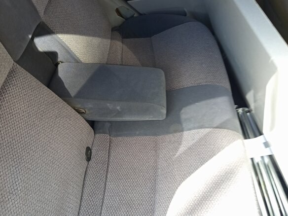 2001 Mazda 323 VI (BJ) Рестайлинг, серебристый, 200000 рублей - вид 11