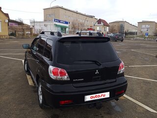 2004 Mitsubishi Outlander I, чёрный, 450000 рублей, вид 4