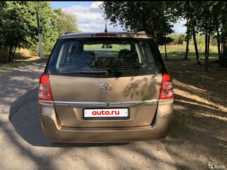 2013 Opel Zafira B Рестайлинг, бежевый, 785000 рублей, вид 4