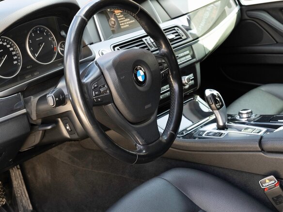 2015 BMW 5 серии 520i VI (F10/F11/F07) Рестайлинг, чёрный, 2600000 рублей - вид 12