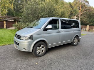 2013 Volkswagen Multivan T5 Рестайлинг, серебристый, 2300000 рублей, вид 1