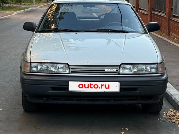 1991 Mazda 626 2.0i III (GD), серый - вид 2