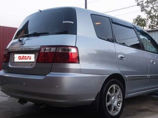 2005 Kia Carens I (RS) Рестайлинг, серебристый, 525000 рублей, вид 4