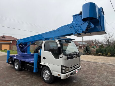 2005 Isuzu Elf (N-series), 5400000 рублей, вид 2