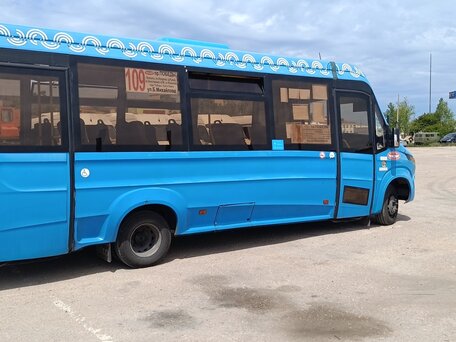 2016 Iveco Daily, синий, 1800000 рублей, вид 3