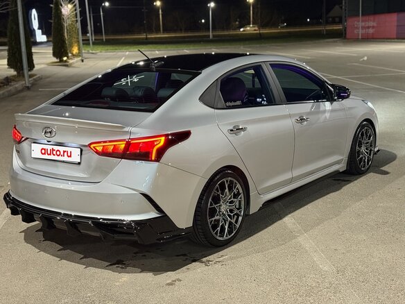 2020 Hyundai Solaris II Рестайлинг, серый, 2000000 рублей - вид 7
