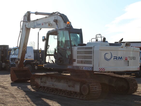 2018 Terex TX220LC, белый - вид 2