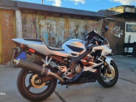 2001 Honda CBR 600F, серый, 430000 рублей, вид 2