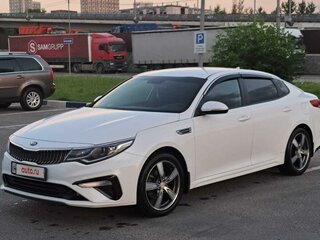 2019 Kia Optima IV Рестайлинг, белый, 2100000 рублей, вид 1