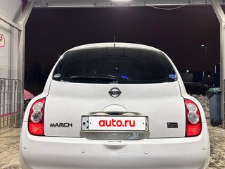 2005 Nissan March III (K12), белый, 430000 рублей, вид 2