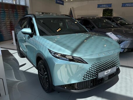 Omoda C7