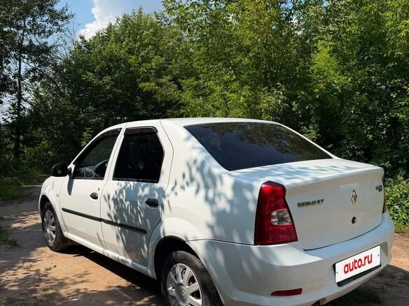 2010 Renault Logan I Рестайлинг, белый, 499000 рублей - вид 14